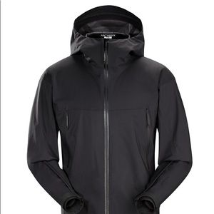 Arc’teryx XL Alpha LEAF rain jacket